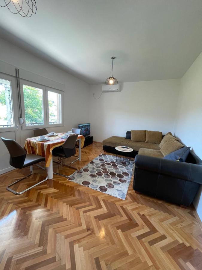 Entire 1-Bedroom Apartment With Free Parking Podgorica Eksteriør billede