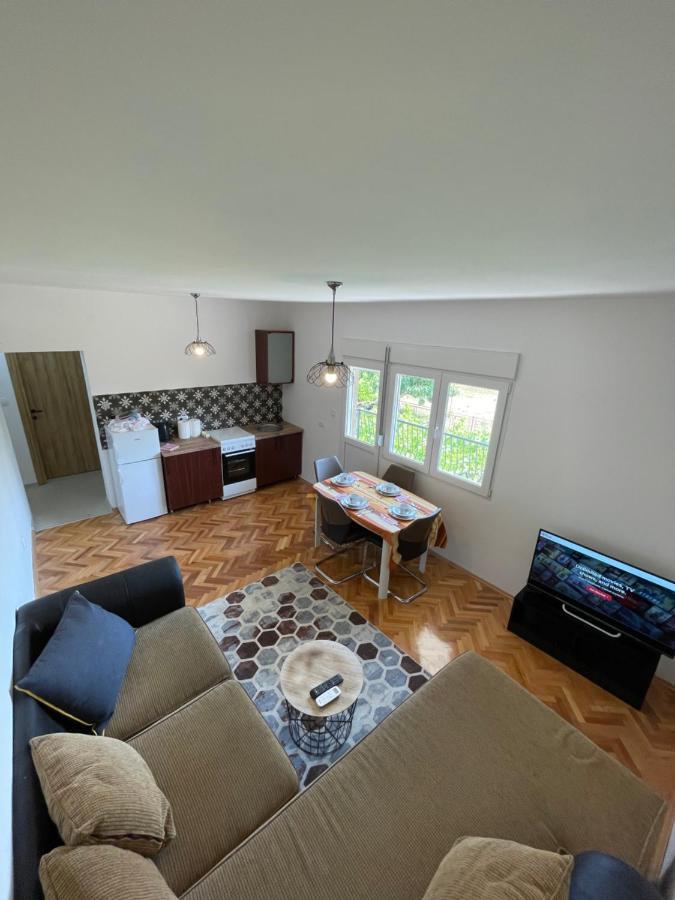 Entire 1-Bedroom Apartment With Free Parking Podgorica Eksteriør billede