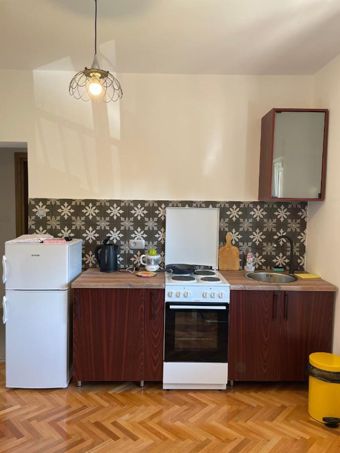Entire 1-Bedroom Apartment With Free Parking Podgorica Eksteriør billede